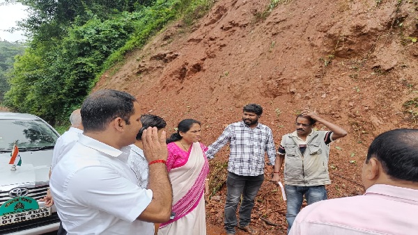 ಶೋಭ ಕರಂದ್ಲಾಜೆ ಭೇಟಿ 