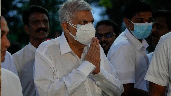  ವಿದೇಶಿ ಸಾಲವನ್ನು ಪಾವತಿಸದೆ ದಿವಾಳಿ 