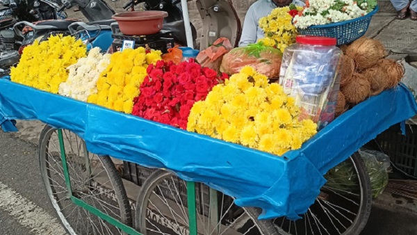 ವ್ಯಾಪಾರಿಗಳಿಗೆ ಮರಿಚೀಕೆಯಾದ ಯೋಜನೆಗಳು