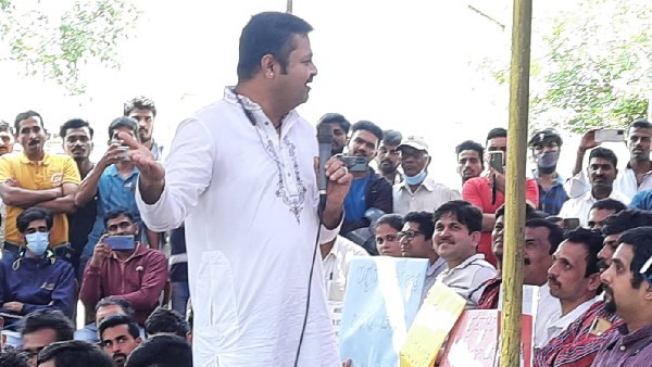 ನಾಯಕರು ಸಾಕಷ್ಟು ದುಡ್ಡು ಮಾಡಿಕೊಂಡಿದ್ದಾರೆ 