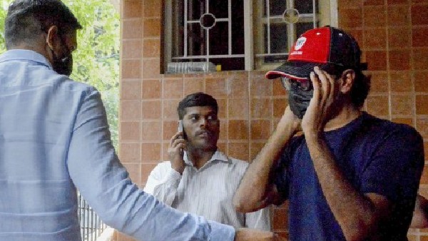 Mohammed Zubair seeks urgent hearing in Supreme Court on his plea against FIRs Mohammed Zubair seeks urgent hearing in Supreme Court on his plea against FIRs