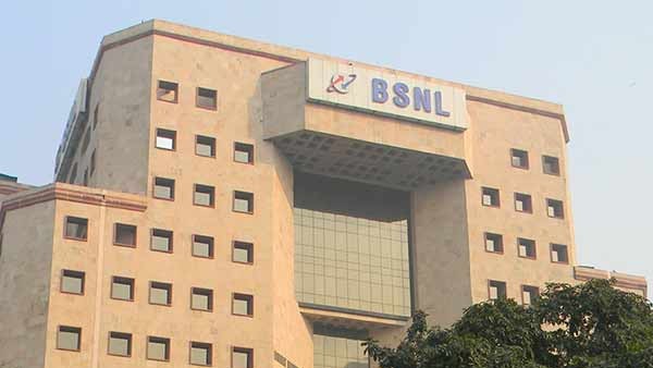  ಸರಿಯಾಗಿ ಕೆಲಸ ಮಾಡಿ, ಇಲ್ಲದಿದ್ದರೆ ಮನೆಯಲ್ಲಿ ಕುಳಿತುಕೊಳ್ಳಿ 