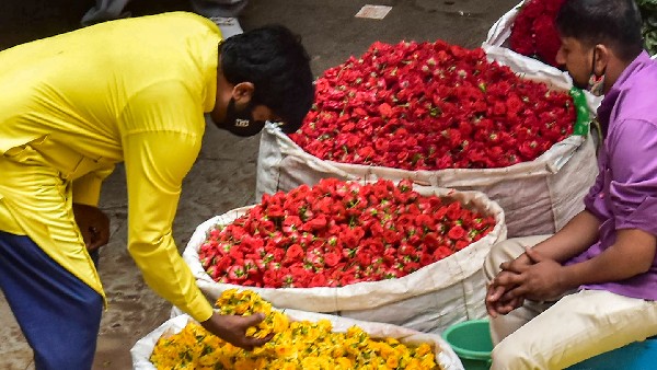  2 ವರ್ಷದ ನಂತರ ಬೆಂಗಳೂರಿಗರು ಹಬ್ಬ ಆಚರಿಸುವಲ್ಲಿ ಆಸಕ್ತಿ