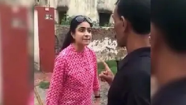 Uttar Pradesh: Woman thrashes guard, hurls abuses over alleged ill-treatment of stray dogs