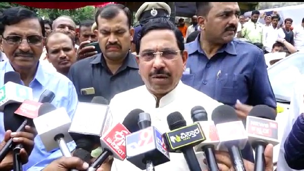 Leadership Change In Congress Pralhad Joshi Reaction