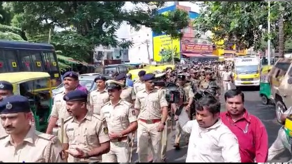 Police have arranged heavy security to Idgah Maidan For Ganeshotsava in Chamarajpet Police have arranged heavy security to Idgah Maidan For Ganeshotsava in Chamarajpet