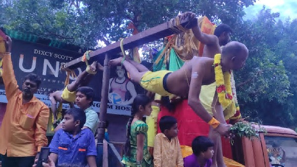Bengaluru: Hindu devotees took part in lord Subramanya swamy Kavadi In Chickpet 