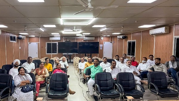 ಆಪರೇಷನ್ ಕಮಲಕ್ಕೆ ಸಂಚು ರೂಪಿಸಿದೆ ಎಂದು ಆರೋಪ ಆಪರೇಷನ್ ಕಮಲಕ್ಕೆ ಸಂಚು ರೂಪಿಸಿದೆ ಎಂದು ಆರೋಪ