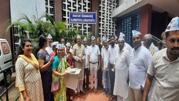 ರಾಜ್ಯ ಸರ್ಕಾರವು ಲೋಕಾಯುಕ್ತ ಅಧಿಕಾರ ನೀಡಲಿ 