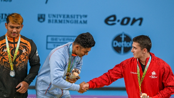 ಬಡತನದ ಬೇಗೆ 