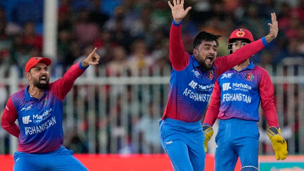 ಅಫ್ಘನ್ ಬೌಲಿಂಗ್ ದಾಳಿಗೆ ಕುಸಿದ ಬಾಂಗ್ಲಾ ಅಫ್ಘನ್ ಬೌಲಿಂಗ್ ದಾಳಿಗೆ ಕುಸಿದ ಬಾಂಗ್ಲಾ