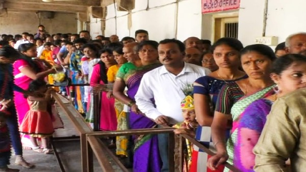  ಕೃಷ್ಣನ ಬಳಿ ಬಂದು ಹರಕೆ ಹೊತ್ತರೆ ಸಂತಾನ ಪ್ರಾಪ್ತಿ