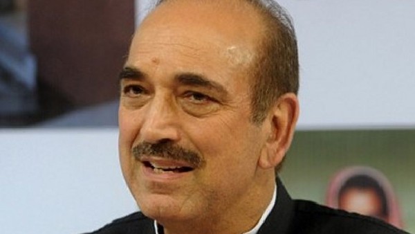 ಕಾಂಗ್ರೆಸ್ಗೆ ನೂರಾರು ರಾಜೀನಾಮೆ ಪತ್ರ ಕಾಂಗ್ರೆಸ್ಗೆ ನೂರಾರು ರಾಜೀನಾಮೆ ಪತ್ರ