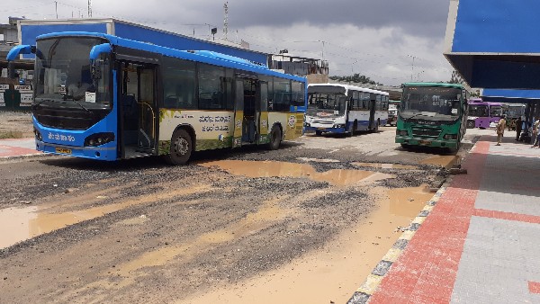  ಮುಂದುವರೆದ ಬೆಂಗಳೂರಿಗರ ಪರದಾಟ