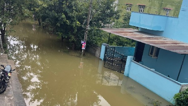 ಜಲಾವೃತಗೊಂಡ ಮೈಕೋ ಲೇಔಟ್‌ನಲ್ಲಿ ಆಕಸ್ಮಿಕ ಬೆಂಕಿ