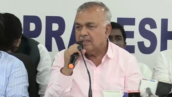 ಸರ್ಕಾರ ಕಿತ್ತೊಗೆಯಲು ಹೋರಾಟ 