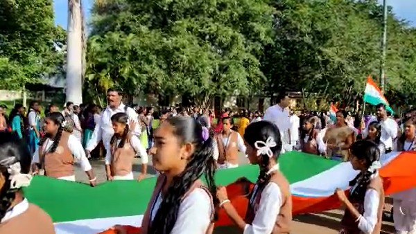 Chamarajanagar: Thousands of people conducted a Tiranga Yatra and created Har Ghar Tiranga Awareness
