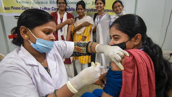 ದೇಶದಲ್ಲಿ ಒಟ್ಟು 207.45 ಕೋಟಿ ಡೋಸ್ ಲಸಿಕೆ ವಿತರಣೆ 