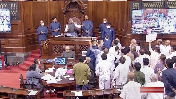  ಬೆಲೆ ಏರಿಕೆ ವಿರೋಧಿಸಿ ವಿಪಕ್ಷಗಳ ಪ್ರತಿಭಟನೆ