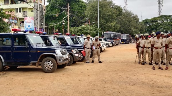  ಪ್ರತಿನಿತ್ಯವೂ ಪೊಲೀಸರು ಗಸ್ತಿನಲ್ಲಿರ್ತಾರೆ 