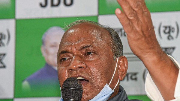  ಆರ್‌ಸಿಪಿ ಸಿಂಗ್ ವಿರುದ್ಧಆರೋಪ