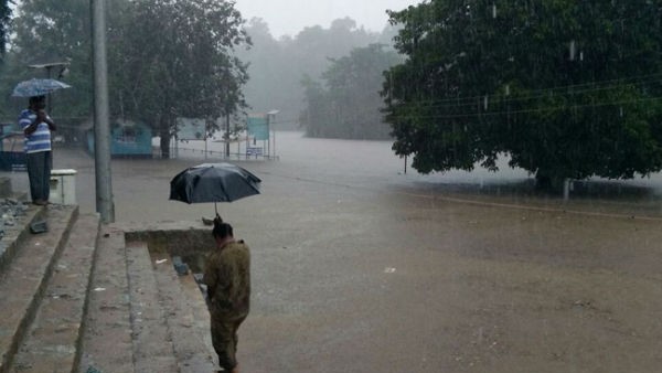  ಗುಂಡಡ್ಕ ಸೇತುವೆ ಮುಳುಗಡೆ 