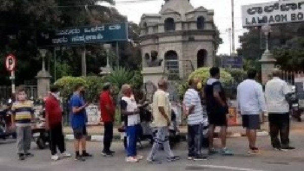 ತುಂಬಿ ತುಳುಕಿದ ಮೆಟ್ರೋ, ಬಸ್‌ಗಳು