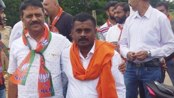 ಯಾವ ಪಕ್ಷದ ಕಾರ್ಯಕರ್ತ