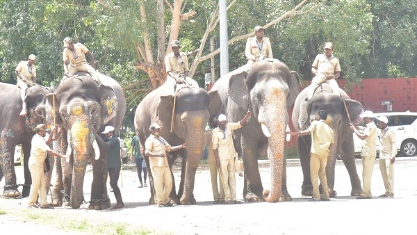  ಬೇಡಿಕೆ ಇಡೇರಿಸಿಕೊಳ್ಳಲು ಇದೇ ಸಮಯ 