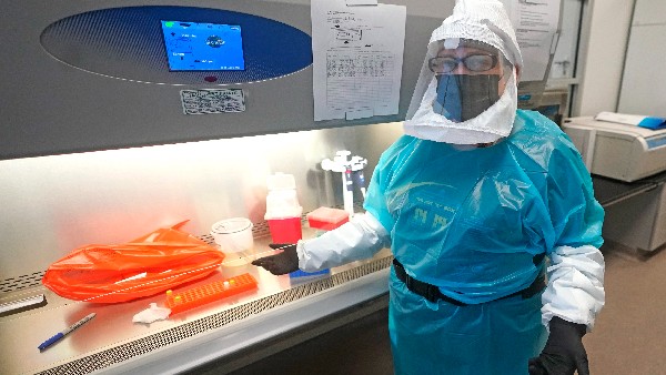 ಮಂಕಿಪಾಕ್ಸ್ ಬಗ್ಗೆ ಗವರ್ನರ್ ನ್ಯೂಸಮ್ ಹೇಳಿದ್ದೇನು? ಮಂಕಿಪಾಕ್ಸ್ ಬಗ್ಗೆ ಗವರ್ನರ್ ನ್ಯೂಸಮ್ ಹೇಳಿದ್ದೇನು?