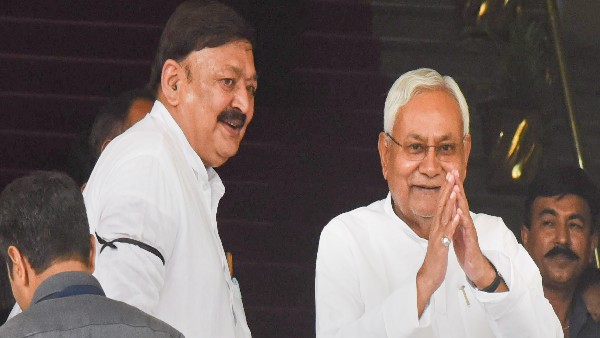 ನಿತೀಶ್ ಕುಮಾರ್ ಪರಿಚಯ 