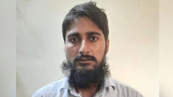 Uttar Pradesh police arrested Pak-Based Jaish Terrorist, who came to kill Nupur Sharma Uttar Pradesh police arrested Pak-Based Jaish Terrorist, who came to kill Nupur Sharma