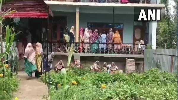 Jammu and Kashmir Police To Attach Property Of Terrorist Who Kashmiri Pandit Jammu and Kashmir Police To Attach Property Of Terrorist Who Kashmiri Pandit