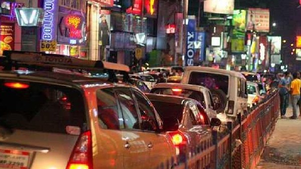  ಹಲವು ರಸ್ತೆಗಳಲ್ಲಿ ಶುಲ್ಕ ವಸೂಲಿ