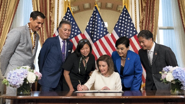 ಕಾಂಗ್ರೆಷನಲ್ ನಿಯೋಗದಲ್ಲಿನ ಸದಸ್ಯರು ಯಾರು? 