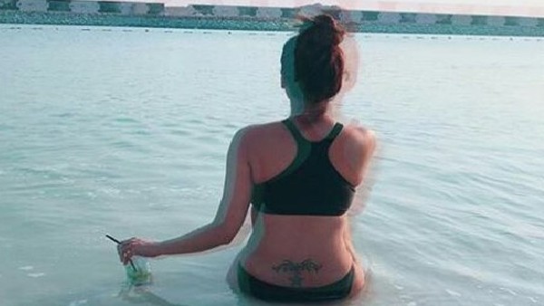 ಯುವ ಬರಹಗಾರ್ತಿಯೊಬ್ಬರಿಂದ ದೂರು ಯುವ ಬರಹಗಾರ್ತಿಯೊಬ್ಬರಿಂದ ದೂರು