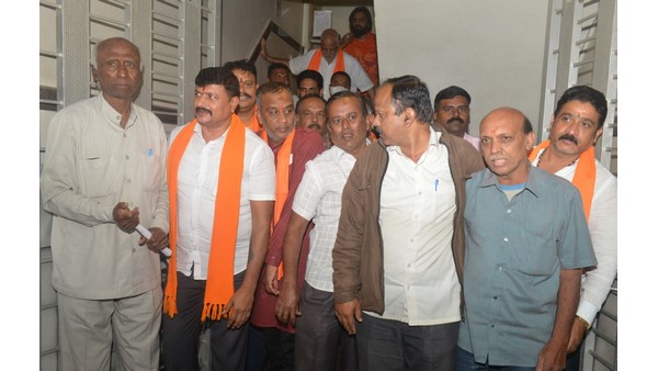 ಕಾನೂನು ಸುವ್ಯವಸ್ಥೆ ಕಾಪಾಡುವಂತೆ ಸೂಚನೆ ಕಾನೂನು ಸುವ್ಯವಸ್ಥೆ ಕಾಪಾಡುವಂತೆ ಸೂಚನೆ