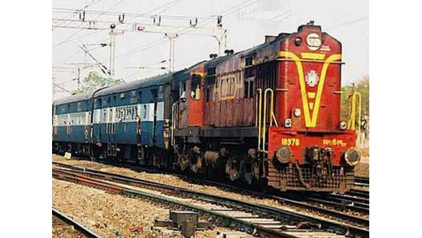  ಮಾರನೇ ದಿನ ರಾತ್ರಿ 7.10ಕ್ಕೆ ವೆಲಂಕಣಿಗೆ 