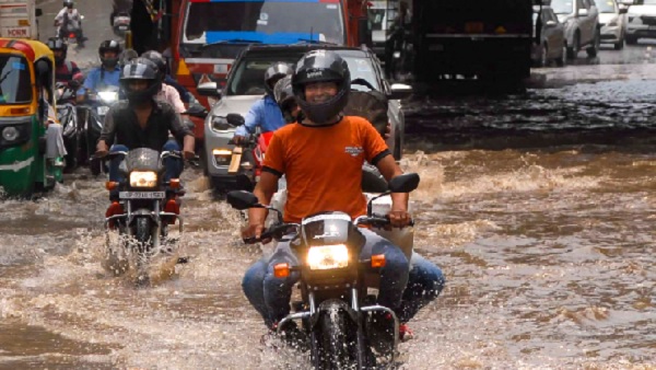 Heavy rain expected from Kashmir to Kanyakumari, yellow alert in UP know the situation in Delhi