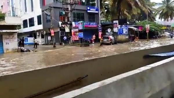 ಹತ್ತಾರು ಮನೆಗಳಿಗೆ ನುಗ್ಗಿದ ಮಳೆ ನೀರು