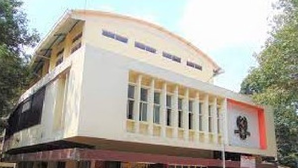 ರಾಜ್ಯ ಸರ್ಕಾರದ 72 ಇಲಾಖೆಗಳು ರಾಜ್ಯ ಸರ್ಕಾರದ 72 ಇಲಾಖೆಗಳು