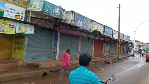 All Shops Closed in Shiralakoppa after Clash between 2 Groups in Sports Event 