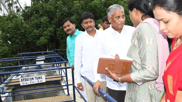  ಶಿಕ್ಷಕರನ್ನು ತರಾಟೆಗೆ ತೆಗೆದುಕೊಂಡ ಸಚಿವರು 
