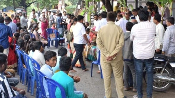 Ambarish Fans Organized MP sumalatha Birthday Program in Mandya Ambarish Fans Organized MP sumalatha Birthday Program in Mandya