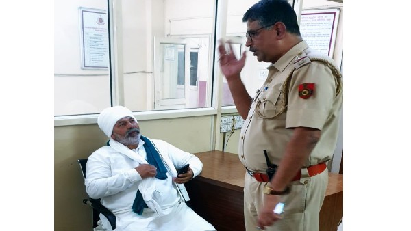 Farmer Leader Rakesh Tikait Detained By Delhi Police 