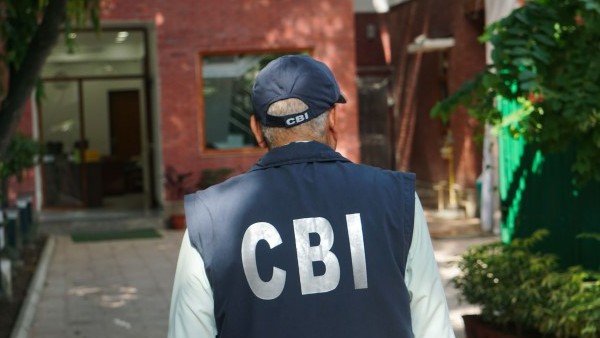 ಅಧಿಕಾರಿಗಳಿಗೆ ಹಣ ವರ್ಗಾವಣೆ ? ಅಧಿಕಾರಿಗಳಿಗೆ ಹಣ ವರ್ಗಾವಣೆ ?