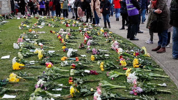  ರಾಣಿ ಎಲಿಜಬೆತ್ 10 ದಿನಗಳ ನಂತರ ಅಂತ್ಯಕ್ರಿಯೆ 