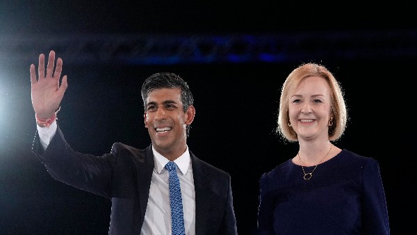  ಸಂಸದ ಮಾರ್ಕ್ ಫೀಲ್ಡ್ಸ್ ಜೊತೆ ಅಫೇರ್ ಇತ್ತು