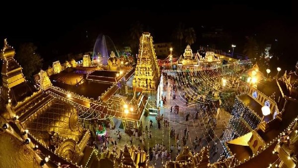 Mangaluru Dasara; grand Decoration of electric lights at Kudroli 