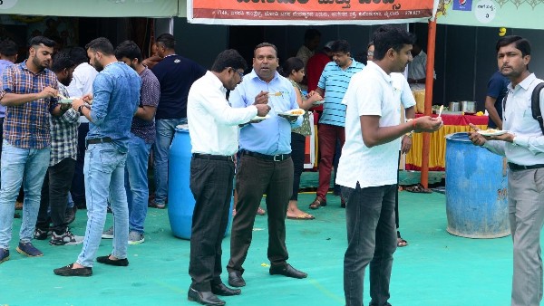Mysore Dasara: Hundreds types of snacks and food at food fair Mysore Dasara: Hundreds types of snacks and food at food fair